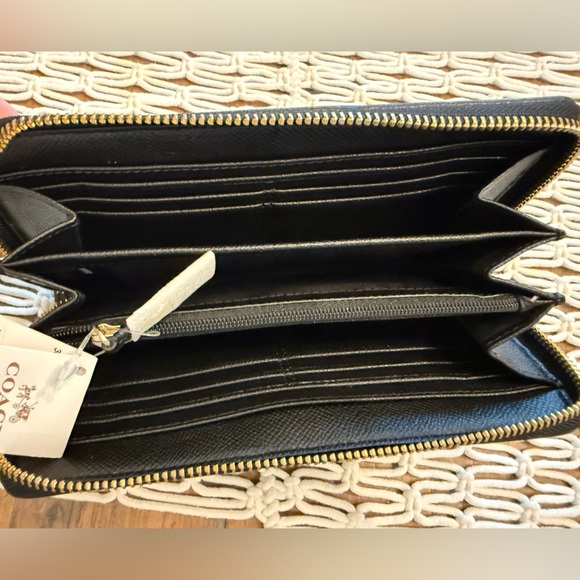 Coach Brown/Black Signature Leather Zipper Wallet. NWT. - Picture 3 of 3
